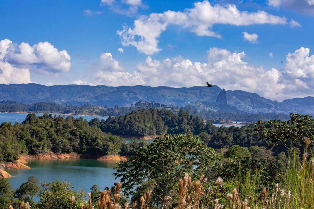 Sky House Cabana Guatape La Pradera  Exterior foto